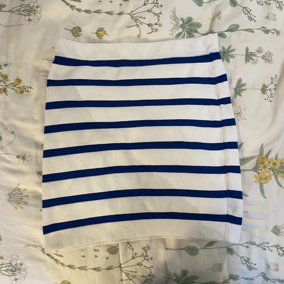 Y2K 90s striped white and blue knitted stretchy pencil skirt! - Picture 10 of 11